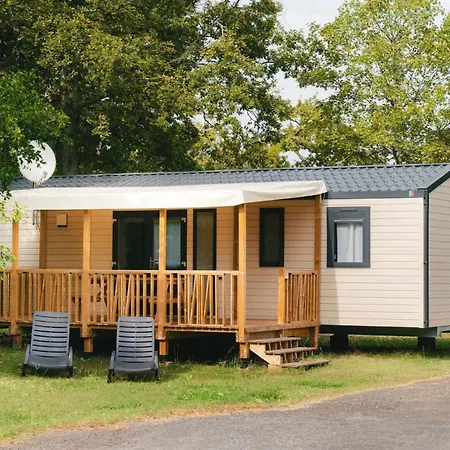 Camping Lou Broustaricq *